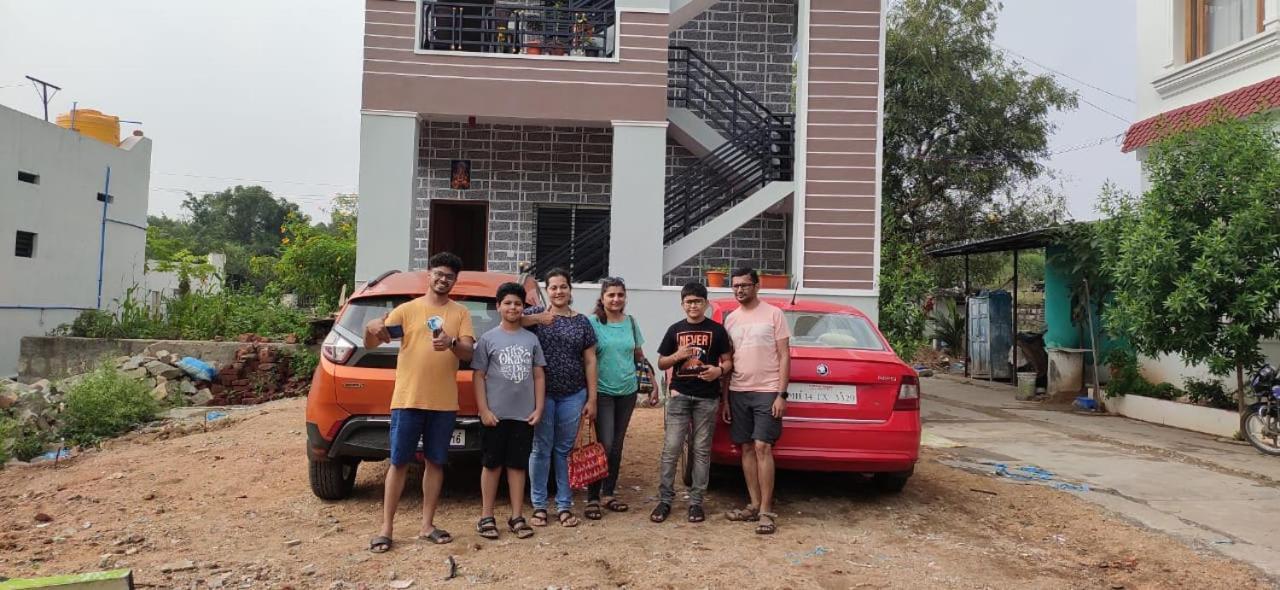 Veeru Homestay Hospet Exteriér fotografie