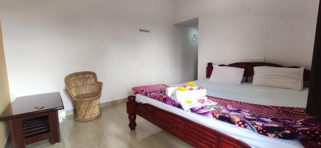 Veeru Homestay Hospet Exteriér fotografie